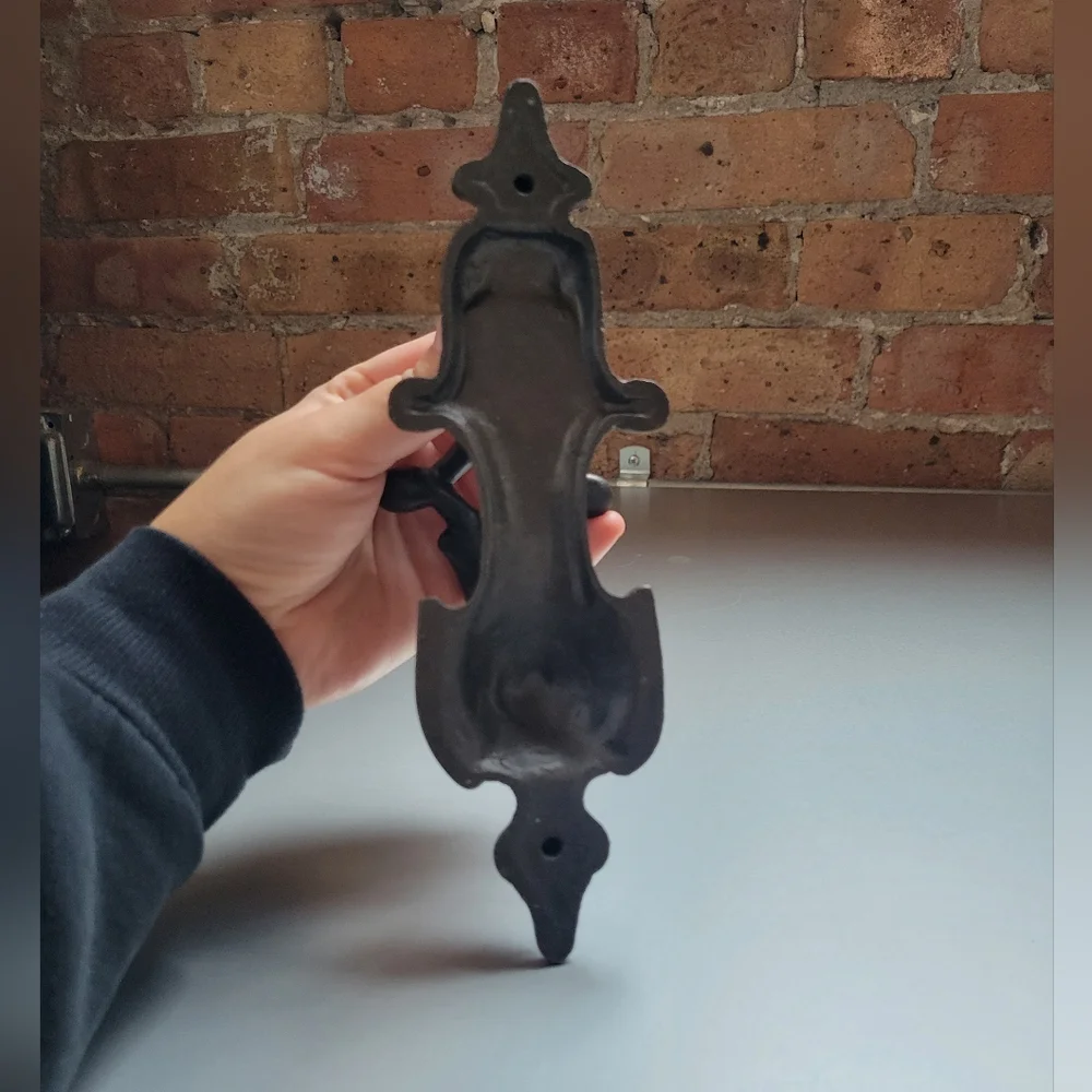 Antique Cast Iron Victorian Door Knocker